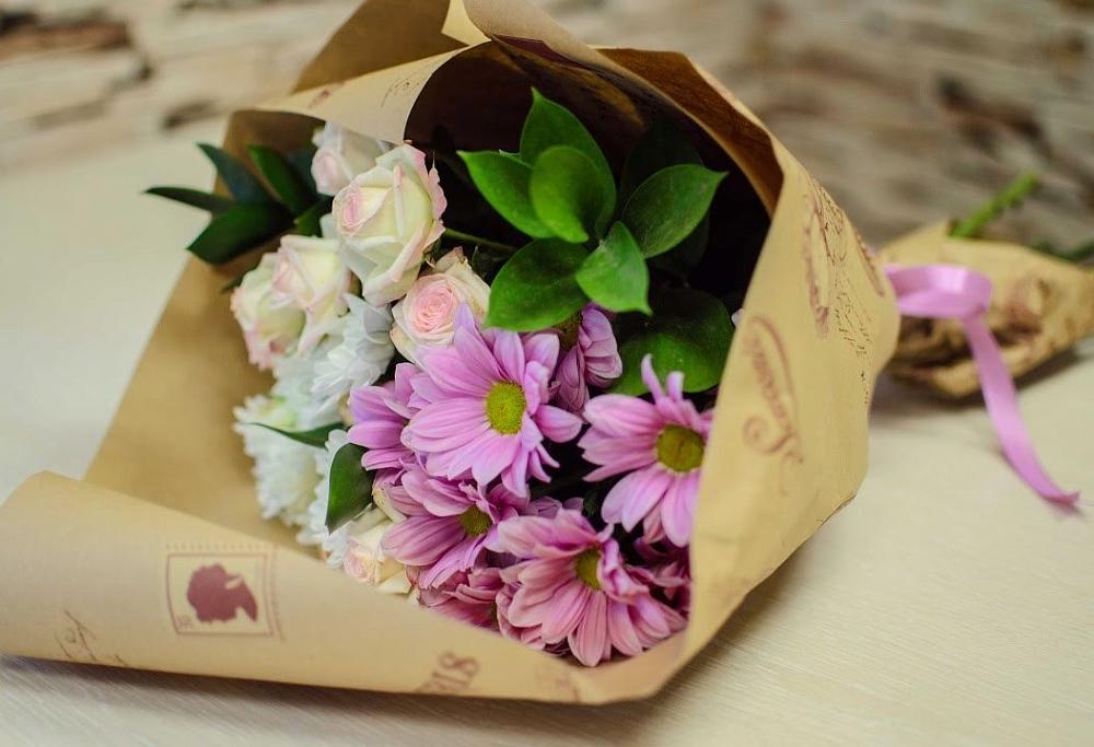 Букет цветов из: Розы и Хризантемы в Старощербиновской