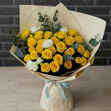 Букет цветов из:  Розы в Старощербиновской