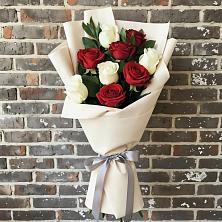Букет цветов из:  Розы в Старощербиновской