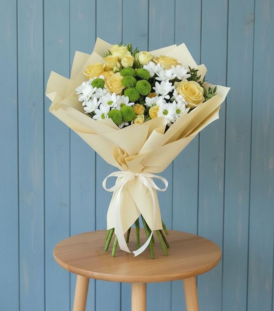 Букет цветов из: Хризантемы и Розы в Старощербиновской
