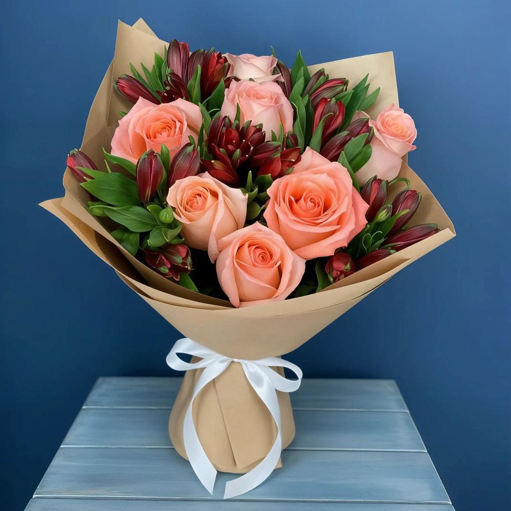 Букет цветов из: Розы и Альстромерии в Старощербиновской