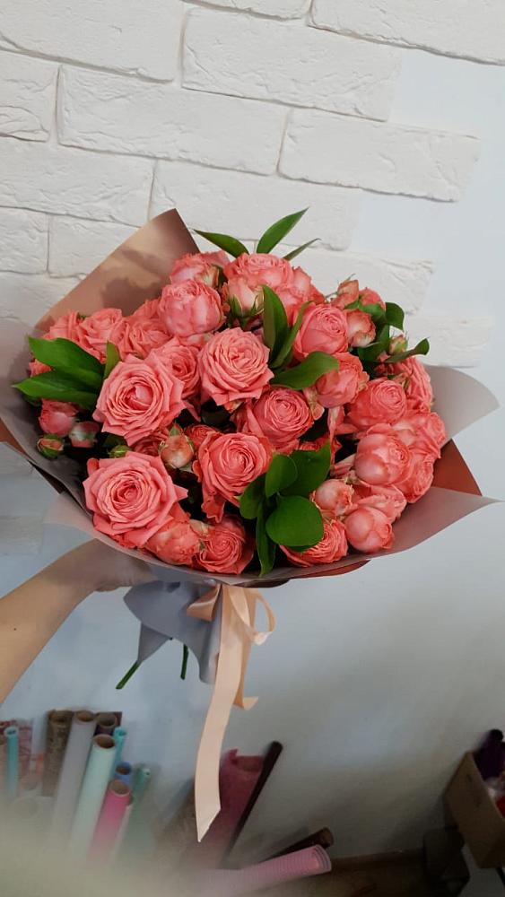 Букет цветов из: Розы в Старощербиновской