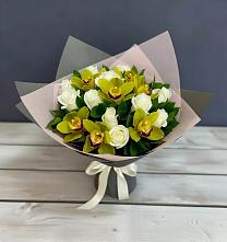 Букет цветов из:  Орхидеи и Розы в Старощербиновской