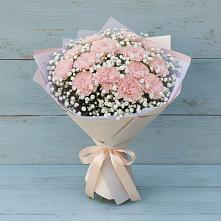 Букет цветов из:  Гвоздики в Старощербиновской