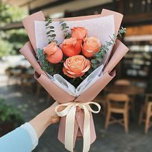 Букет цветов из:  Розы в Старощербиновской