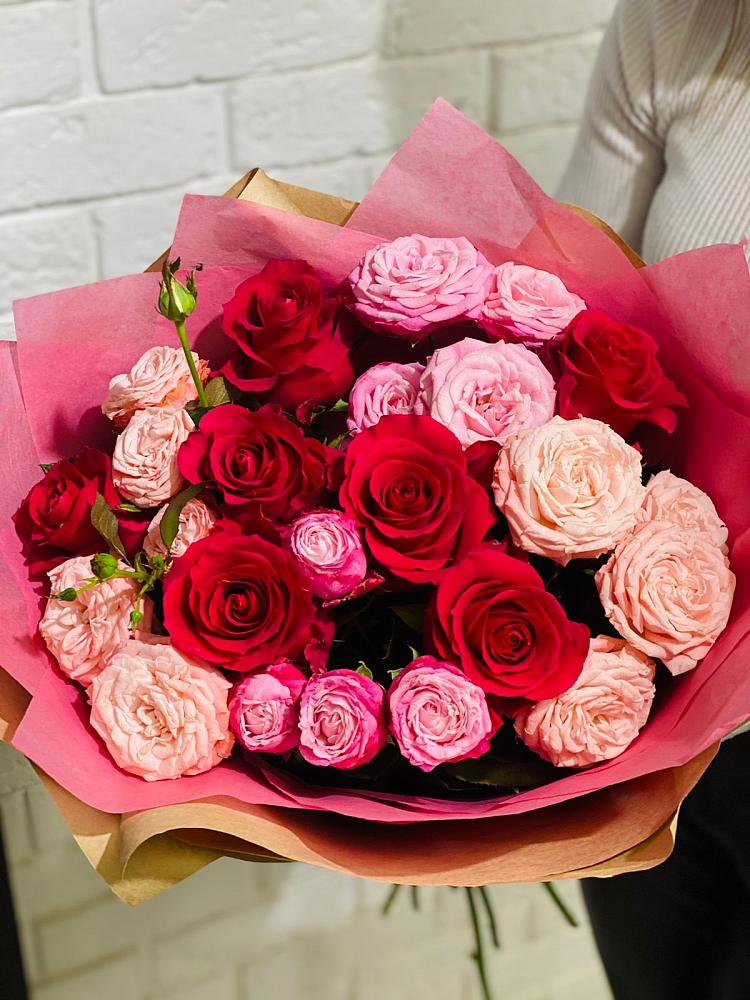 Букет цветов из: Розы в Старощербиновской