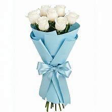 Букет 7 белых роз Проуд в Старощербиновской